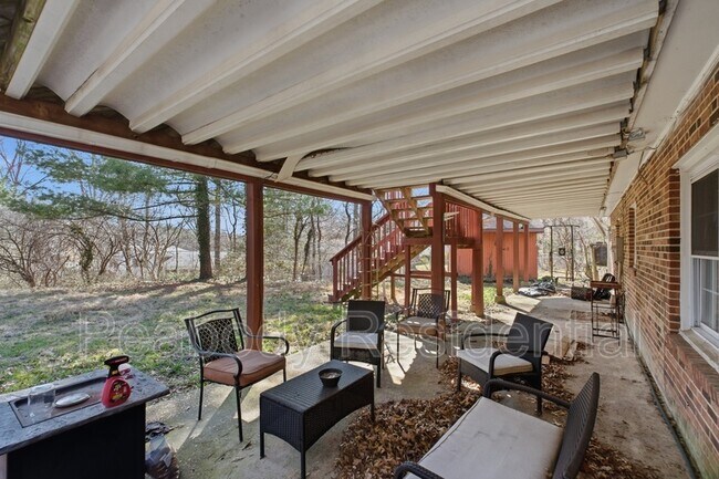 Photo - 3343 Slade Run Dr