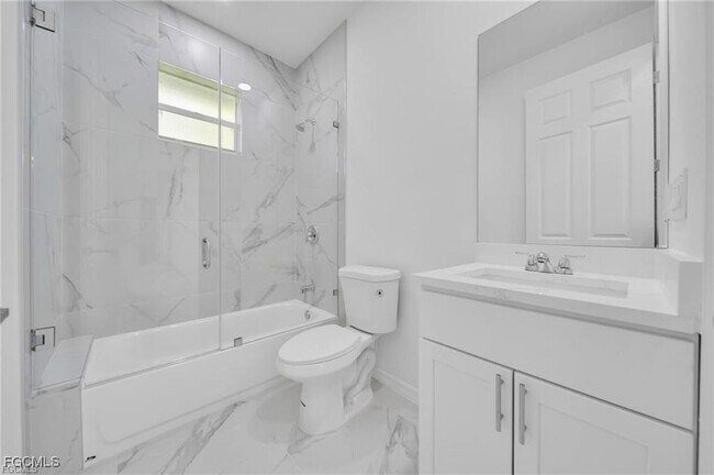 Photo - 2805 26th St SW