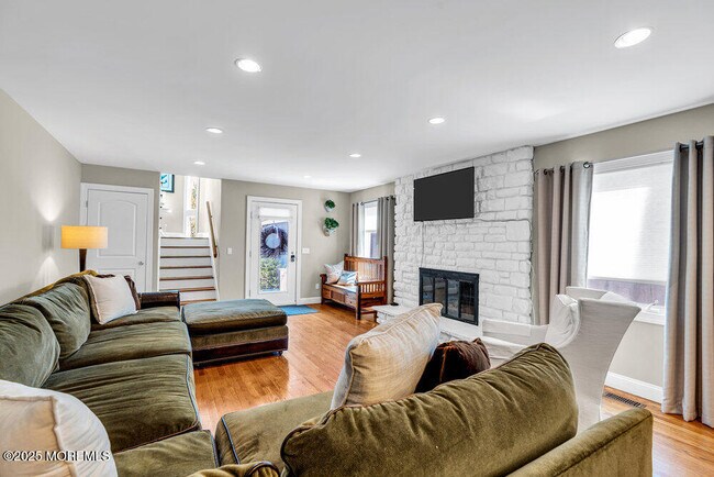 Photo - 8 Baltimore Blvd