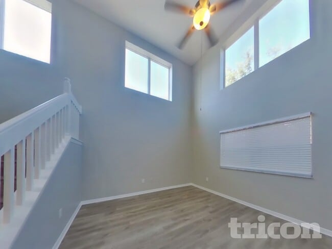 Photo - 1438 Delano Trent St