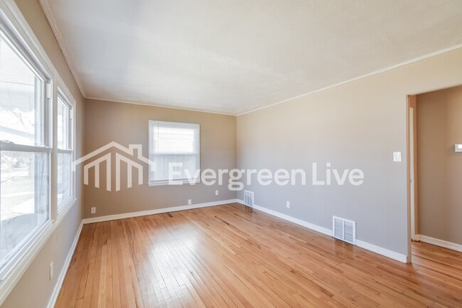 Photo - 2746 N 58th BLVD