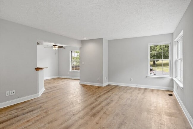 Photo - 2258 N Tollgate Cir