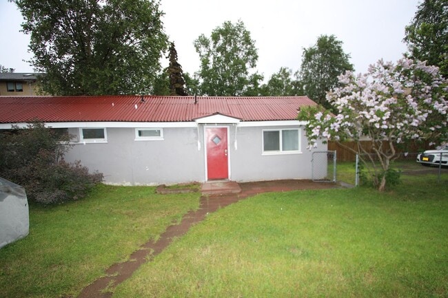 Building Photo - 1599 Eagle St Rental