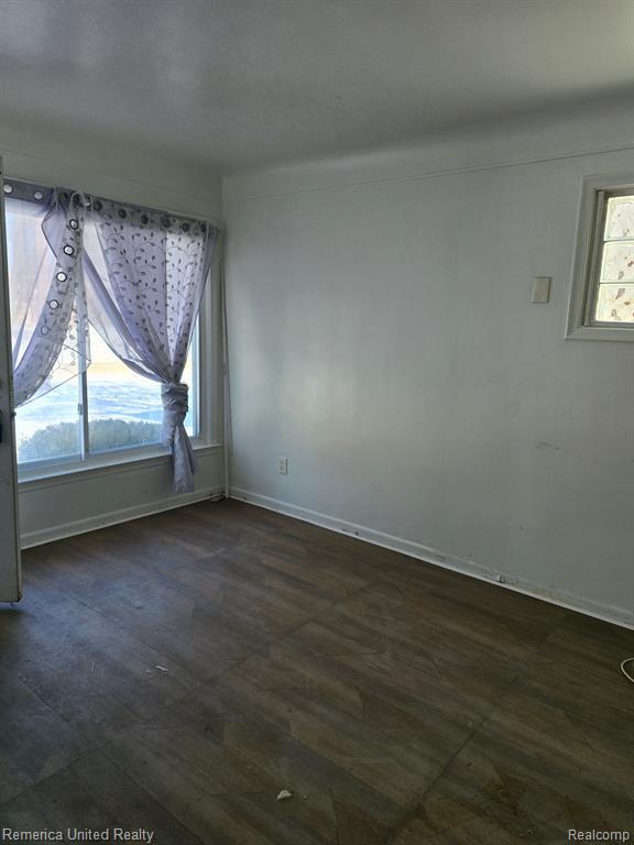 Photo - 25006 Midland Ave