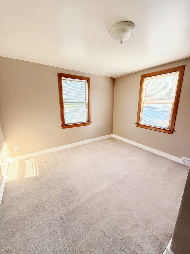 Spare bedroom. - 3421 Rebecca St