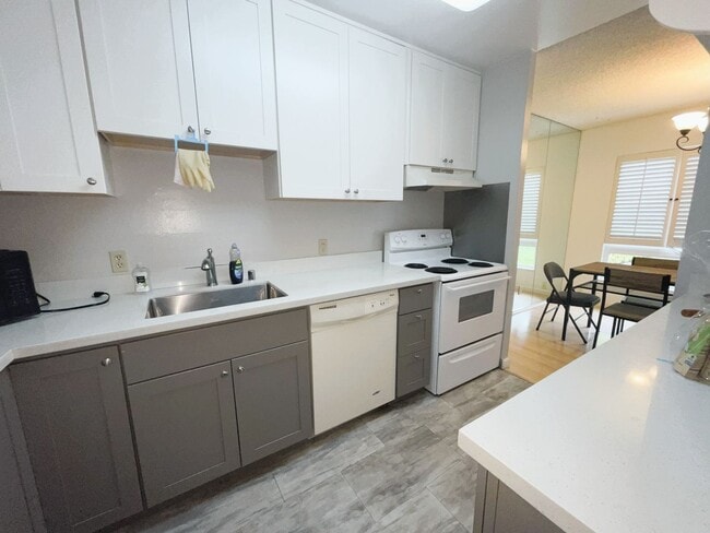 Photo - Resort like living in the prime location of San Mateo Unit 207