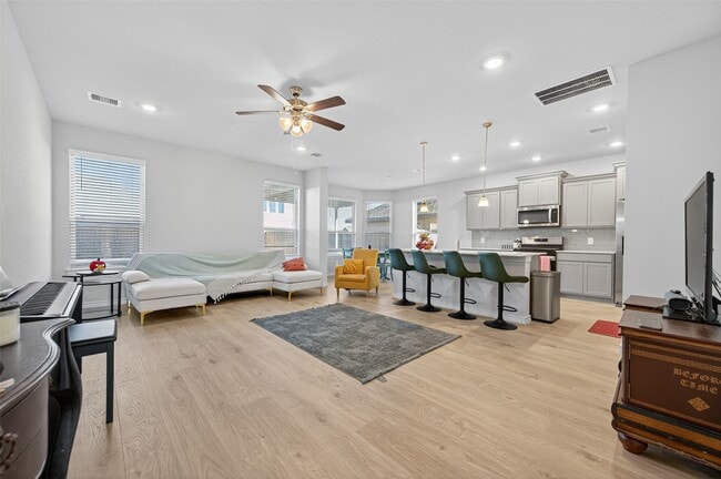 Photo - 6207 Trado Dr