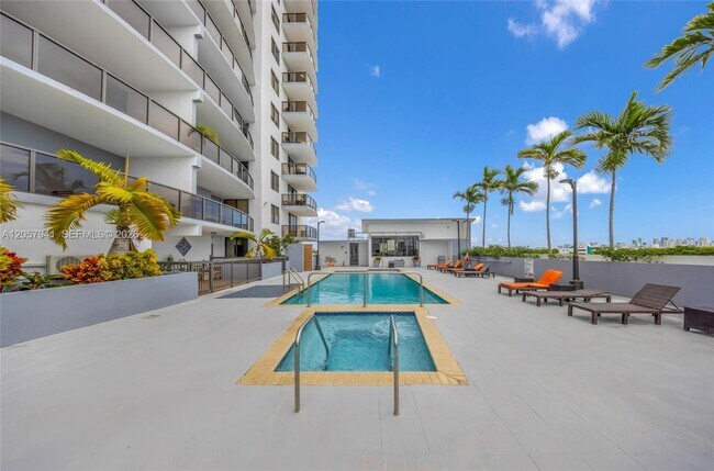 Photo - 2301 SW 27th Ave Unit 1102