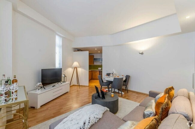 Building Photo - 416 C St Unit C Rental