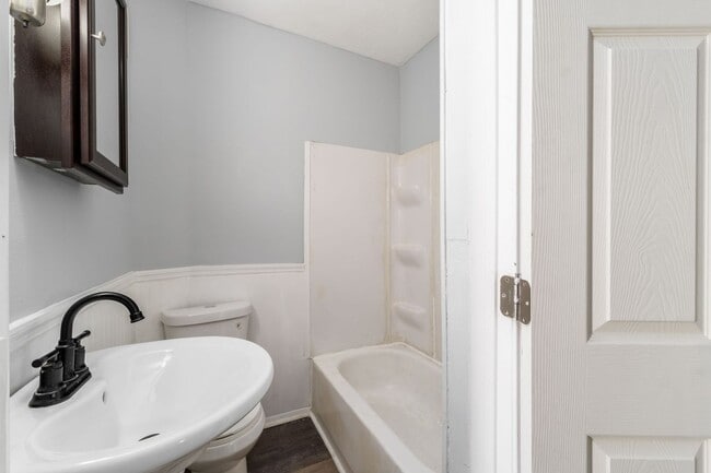 Photo - 801-817 West 5th Avenue Unit 805