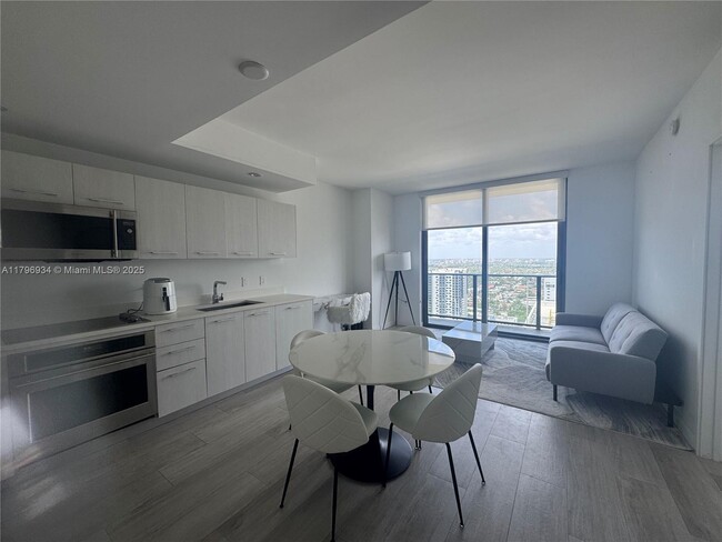 Photo - 55 SW 9th St Condo Unit 3407
