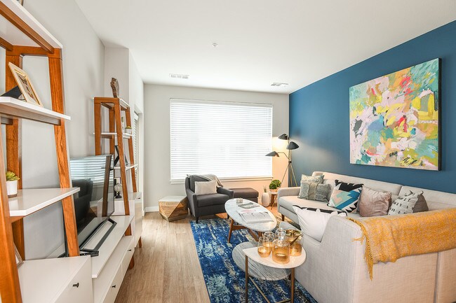 1BR, 1BA - Dry Dock
