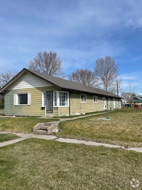 Building Photo - Rupert Fourplex Unit 3 Rental