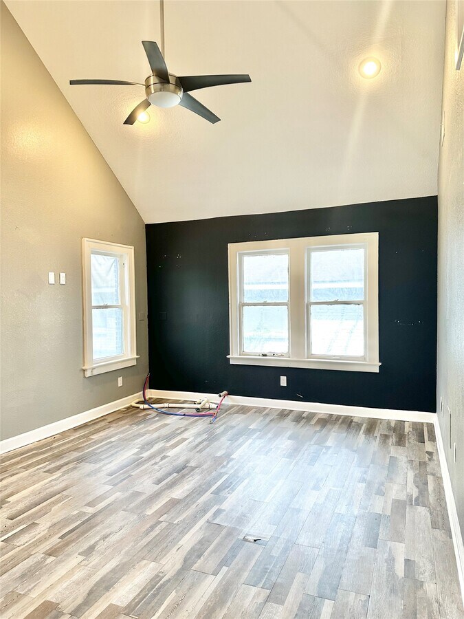 Photo - 2424 Southmore Blvd