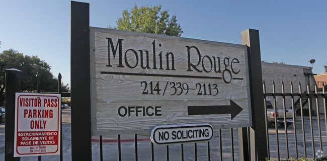 Moulin Rouge Apartments