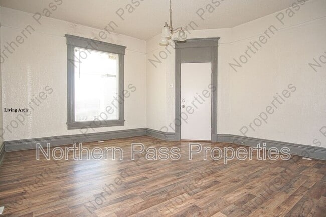 Photo - 2111 Portland Ave Unit 2