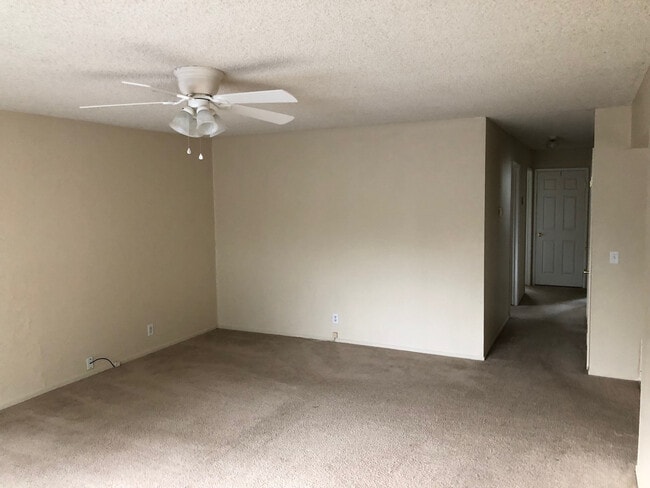 Photo - Lovely 3 bedroom/2 bathroom home in East D...