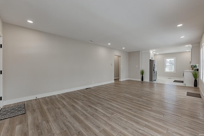 Photo - 808 S Cullen Ave