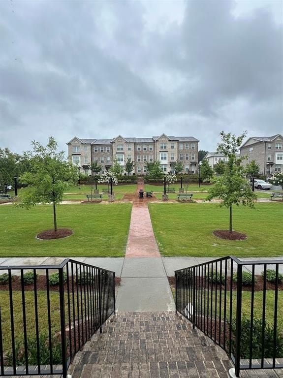4405 Sims Pk Overlook