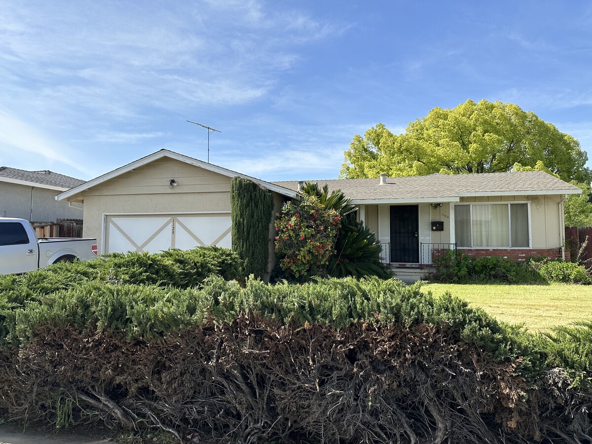 Photo - 1129 Mission Dr Casa