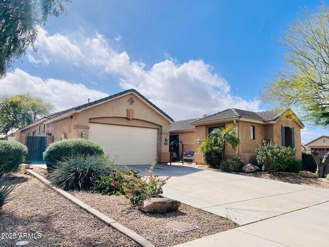 Building Photo - 16195 W Glenrosa Ave Rental
