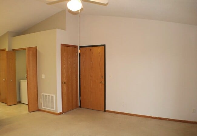 Photo - $1,125 | 2 Bedroom, 1 Bathroom Condo | No Pets | Available for an April 16th, 2026 Move In!* Unit 6