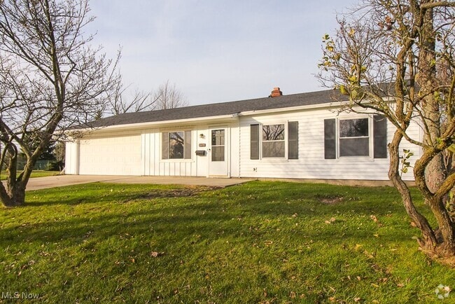 Building Photo - 5497 Bartlett Rd Rental