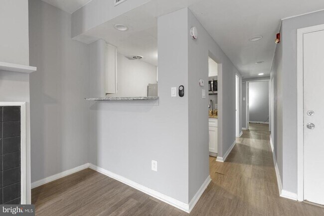 Photo - 160 Richmond St Unit 3