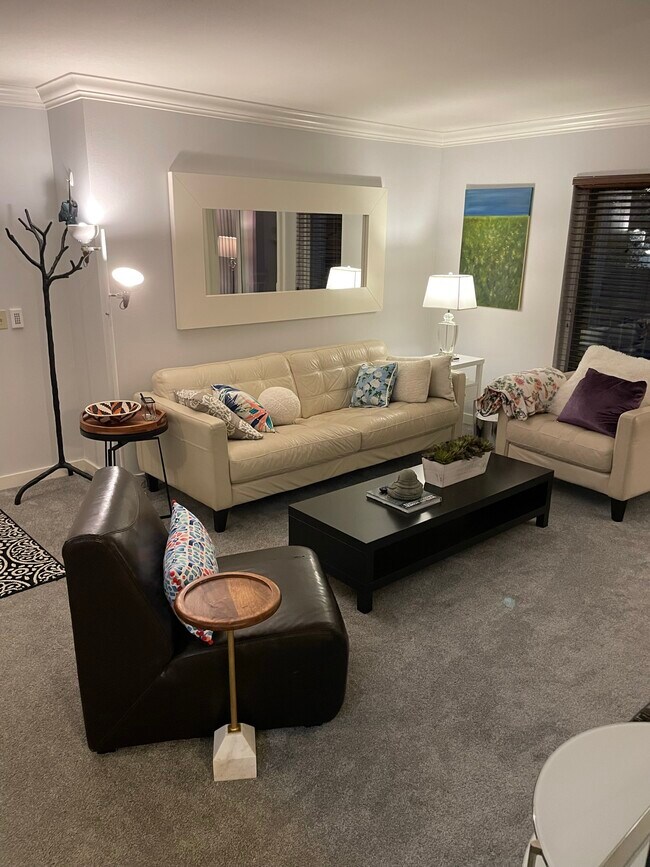 12303 Harbour Pointe Blvd Condo Unit V201 Condo for Rent in Mukilteo