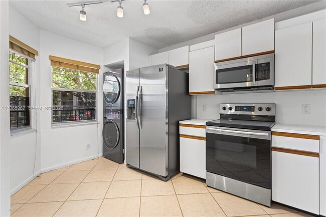 Photo - 1100 SW 128th Terrace Unit 210U