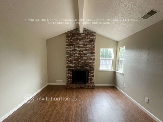 Photo - 8571 Fairlawn Ct