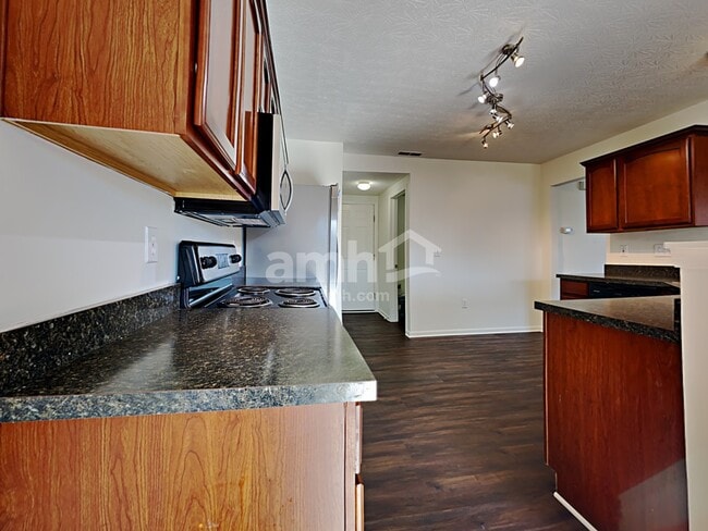 Photo - 7797 Highbrook Dr