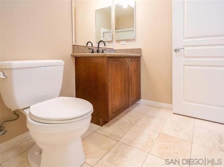 Photo - 3887 Pell Pl Unidad 415