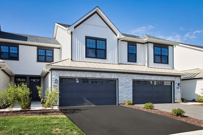 Hermosa elevación de casa adosada de The Conservancy en Gilberts - Conservancy at Gilberts