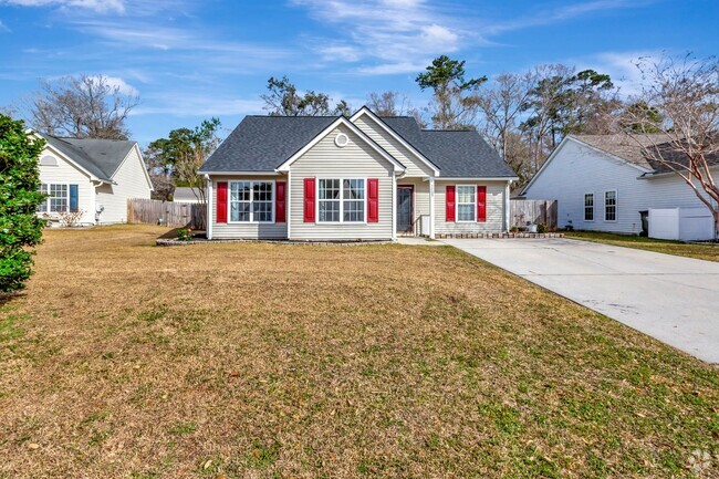 Building Photo - Beautifully Upgraded 3-Bedroom Home with P...