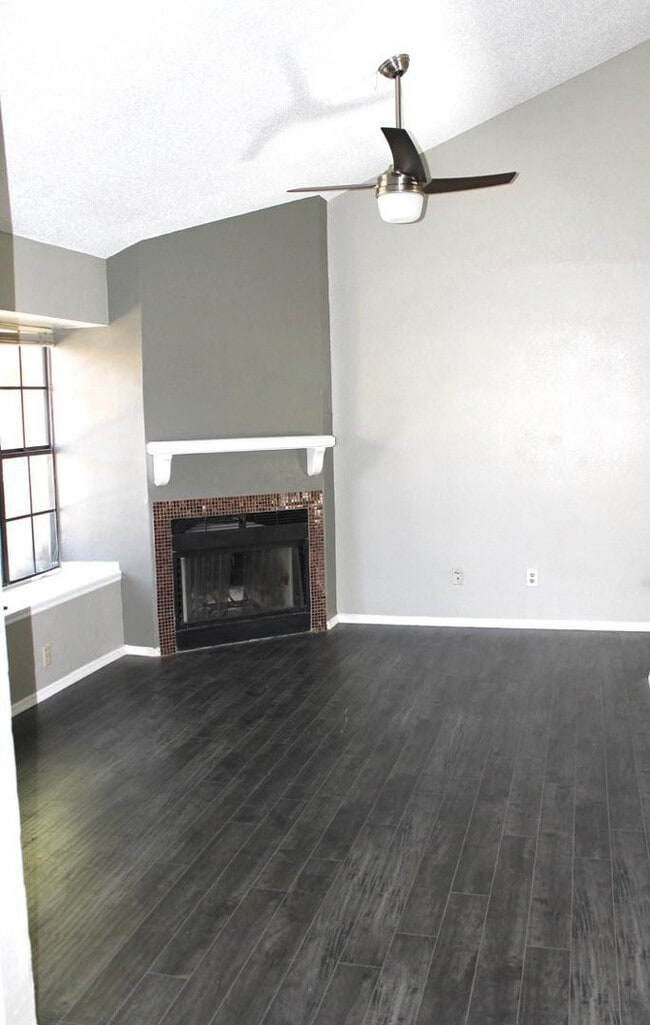 Photo - 4901 E Kelton Ln