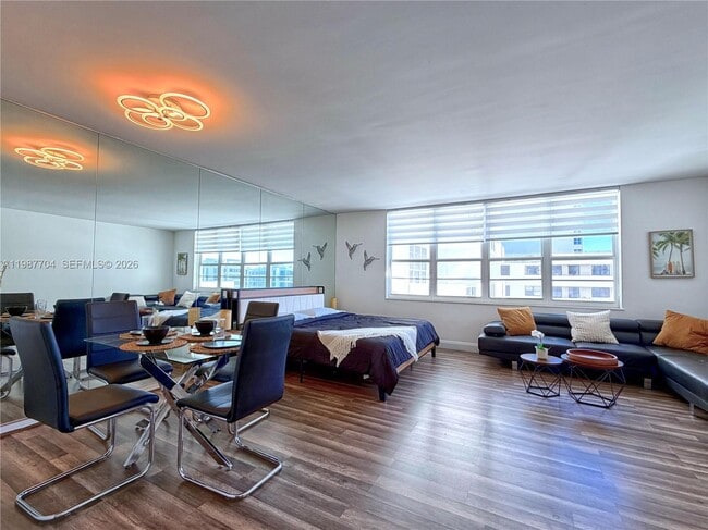 Building Photo - 100 Lincoln Rd Unit 901