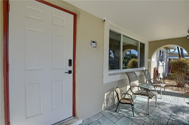 331 SE 4th St