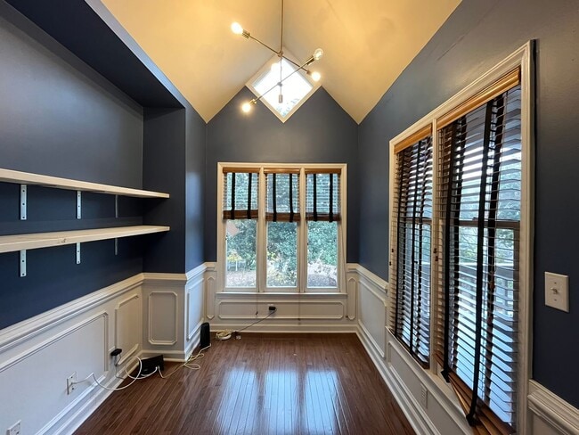 Photo - Excellent 2BD, 2BA Downtown Raleigh Condo ... Unit 301