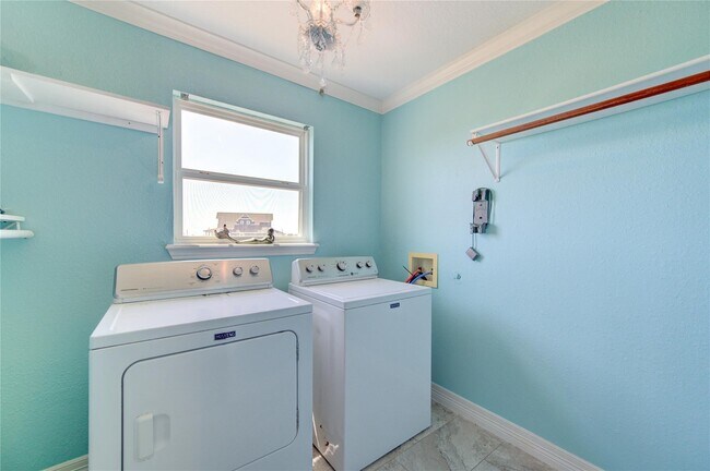 Photo - 3915 Kiva Rd