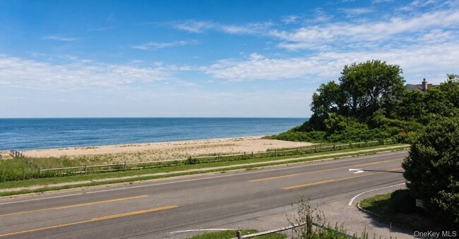 345 Old Cove Blvd