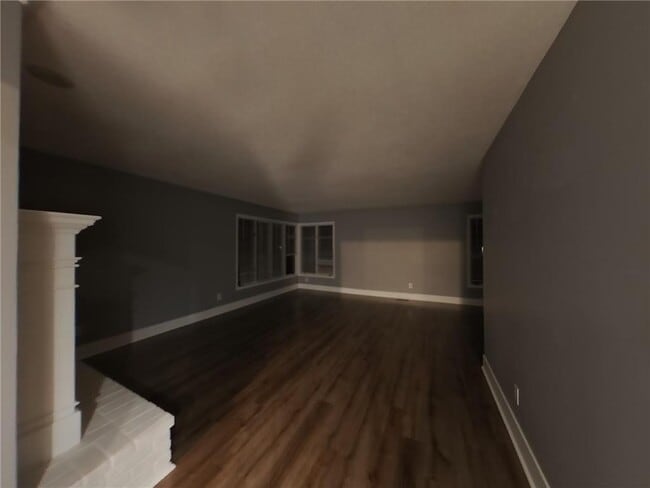 Photo - 820 Shenandoah Ln N