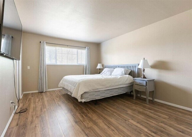 Photo - 12580 Heather Ln