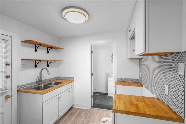 Photo - 3207 Burleson Rd Unit 1- House