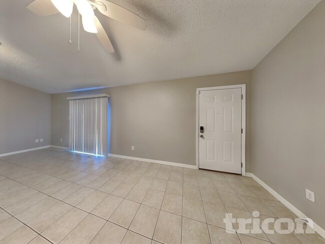 Photo - 4317 Longshore Dr