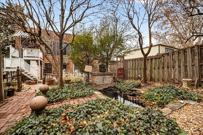 Photo - 1010 Allen Ave Unidad Carriage House