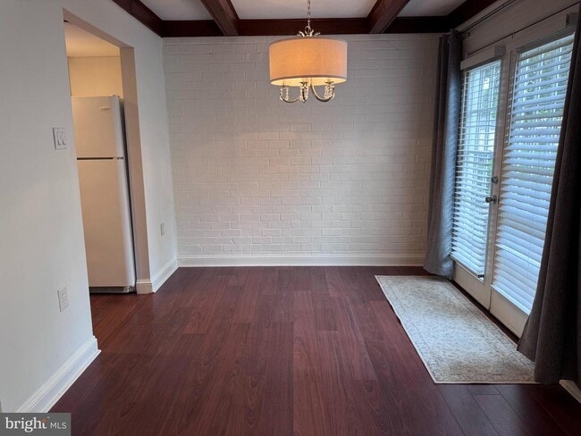 Photo - 112 Yardley Commons