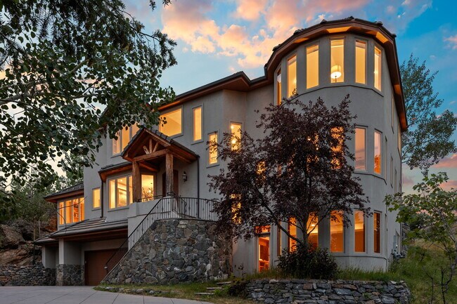 Photo - 6827 Timbers Dr