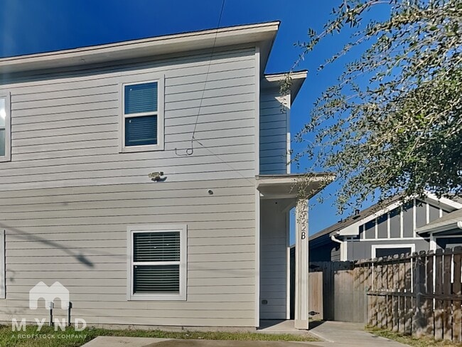 Photo - 7922 Jester St