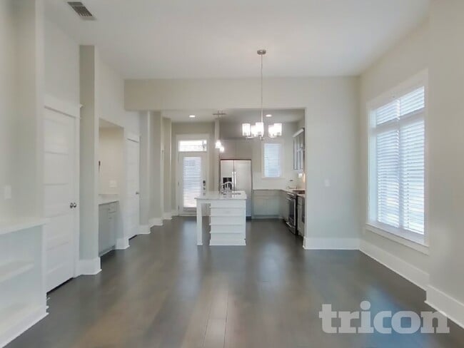 Photo - 6813 Charlotte Pike